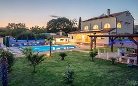 Via Flavia With Common Pool