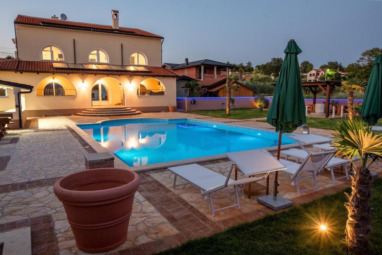 Hotel Via Flavia With Common Pool Labinci Exterior foto