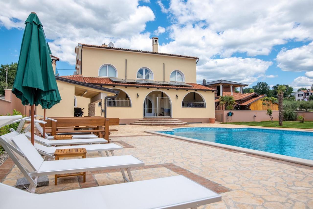 Hotel Via Flavia With Common Pool Labinci Exterior foto