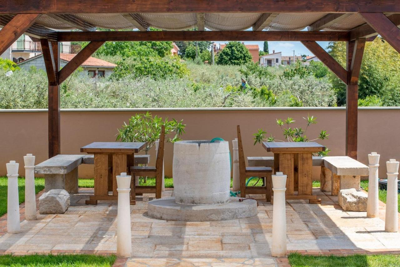 Hotel Via Flavia With Common Pool Labinci Exterior foto