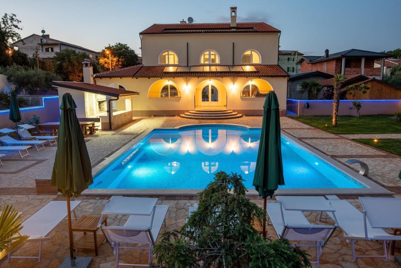 Hotel Via Flavia With Common Pool Labinci Zimmer foto
